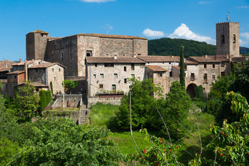 Fototapeta na wymiar Castle of Santa Pau in summer day, Garrotxa