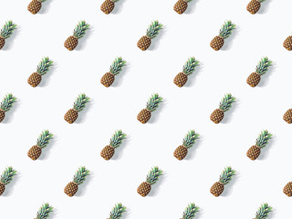 pineapples pattern