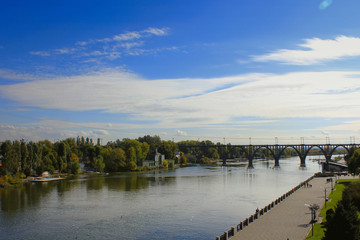 Fototapeta na wymiar Dnieper River, Dnepropetrovsk