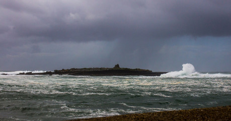 Fototapeta na wymiar Relentless Atlantic Waves, Ireland