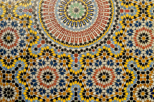 Tiles with traditional Moroccan borders