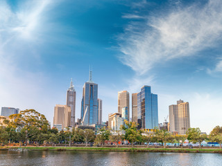 Fototapeta na wymiar Sunset in Melbourne, Australia. City skyline