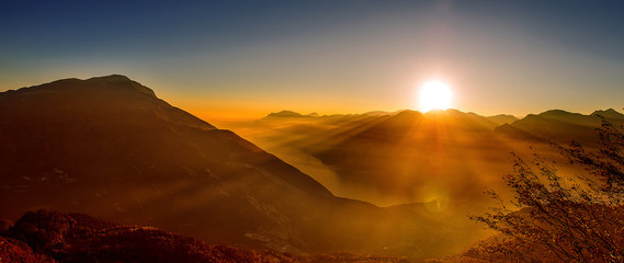 Lago di Garda al calare del sole