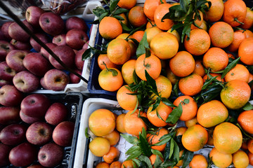 fruits orange market