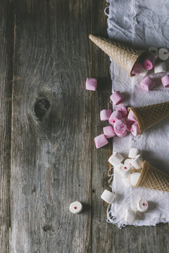 Cones with marshmallows