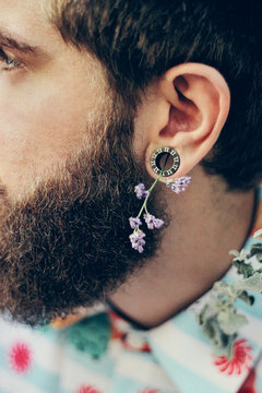 Ear plug with lavender