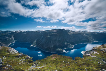 Aussicht auf den Fjord / See Ringedalsvatnet