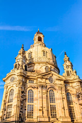 Fototapeta na wymiar Church of our Lady - Frauenkirche in Dresden
