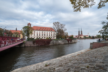Obraz premium View of Ostrow Tumski in Wroclaw (Poland)