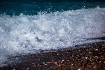 Obraz premium waves on the beach