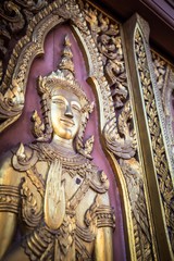 Fototapeta na wymiar Ayutthaya Wat Siam Door Carving