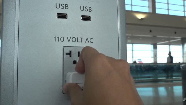 airport free usb charging service