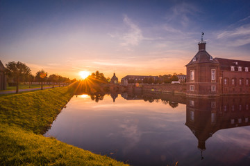 Schloss Nordkirchen im Münsterland am Herbst Abend