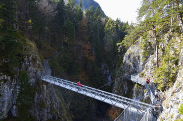 Panoramabr&uuml;cke &uuml;ber die Leutasch-Klamm, Mittenwald