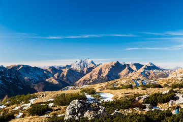 Fototapeta na wymiar winter day in the italian alps