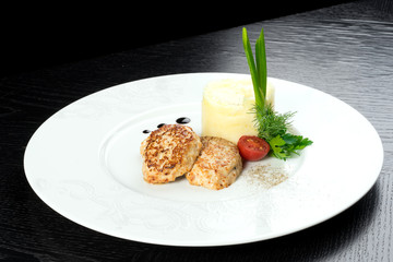 cutlets with potatoes restaurant