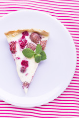 Tart with berries