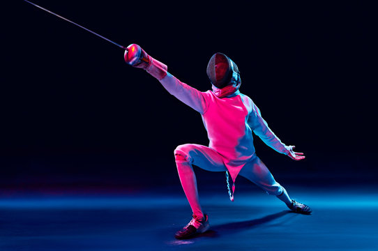 male fencer in action