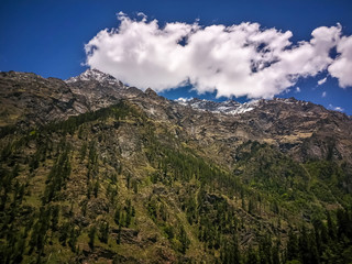 Naklejka na ściany i meble Beautiful view of Himalayan mountains on the trekking route to Kheerganga, Nakthan, Parvati valley, Himachal Pradesh, northern India