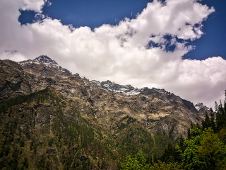 Beautiful view of Himalayan mountains on the trekking route to Kheerganga, Nakthan, Parvati valley, Himachal Pradesh, northern India