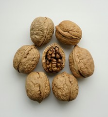 грецкие орехи