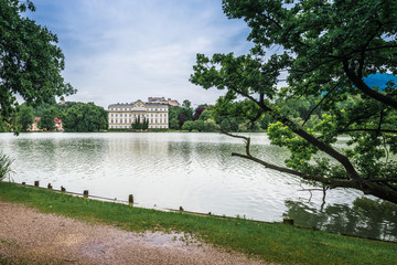 Fototapeta na wymiar Schloss Leopoldskron palace in Salzburg, Austria.