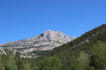 Vue montagne Sainte Victoire Aix en Provence