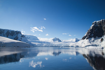 Obraz na płótnie Canvas Antarctic Peninsula Landscape. 