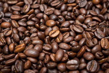 ganze Kaffeebohnen 