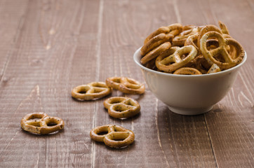 abundance of pretzels/abundance of pretzels on a wooden background