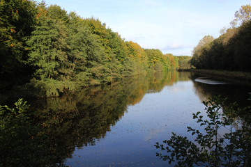 Fototapeta na wymiar Amsterdam lake in autumn
