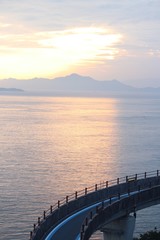 Obraz premium しまなみ海道の夕日