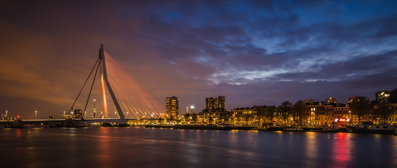 Fototapeta na wymiar Panorama Rotterdam