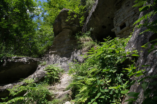 Sentiero, valle della Volpara, Umito, estate 
