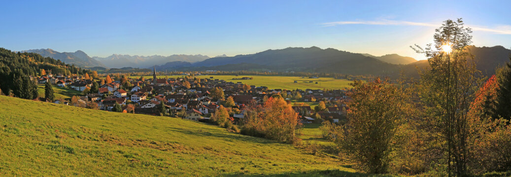 Burgberg - Allgäu - Herbst - Panorama - malerisch - Alpen - Berge