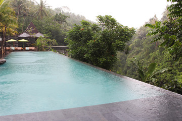 Bali Infinity Pool Tropical Rain 