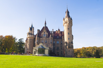 Fototapeta na wymiar MOSZNA, POLAND - OCTOBER 14, 2017 ; The Moszna Castle is a historic palace located in a small village in Moszna is one of the best known monuments in Upper Silesia.