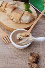 Vietnamese bread slices with gravy is delicious