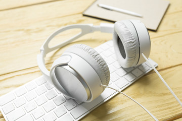 White Headphones, Keyboard