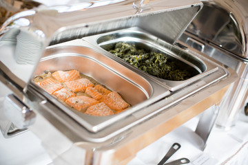 Fisch Lachs bei Buffet