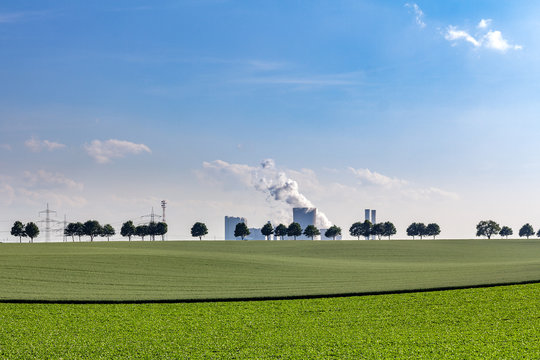 Stromkraftwerk mitten im Gr&uuml;nen, Umweltverschmutzung