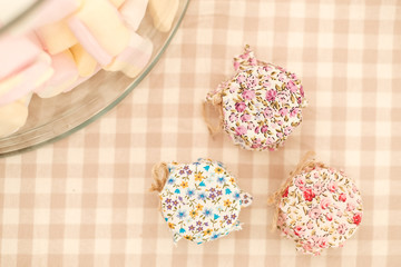 Petits pots de confiture