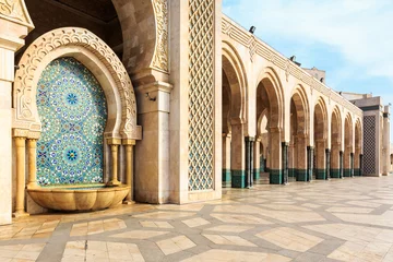 Fotobehang Fontein bij de moskee Hassan tweede, Casablanca, Marokko © pwollinga