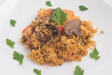 Marroquinho Couscous with mushroom and tomatoes