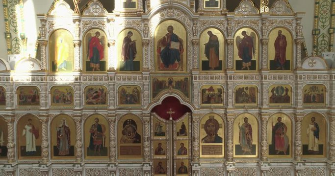 The iconostasis of the temple