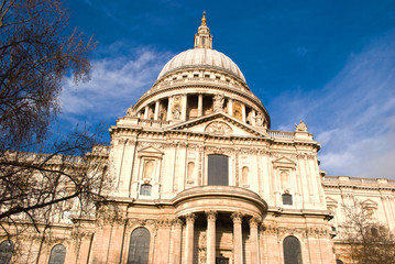 Fototapeta na wymiar St Paul cathedral, London
