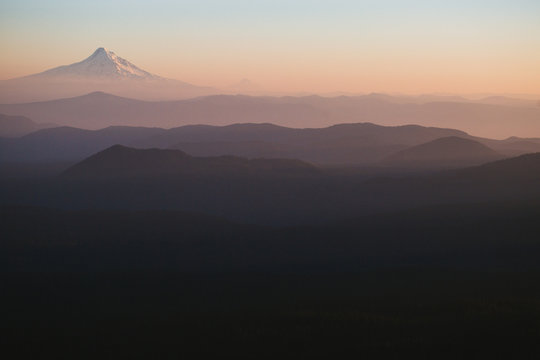 Mt Hood Lookin' Rad