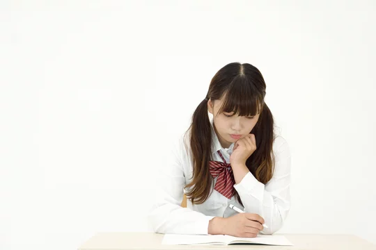 悩む女子高生 夏服 Stock Photo Adobe Stock 悩む女子高生 夏服 Stock Photo Adobe Stock