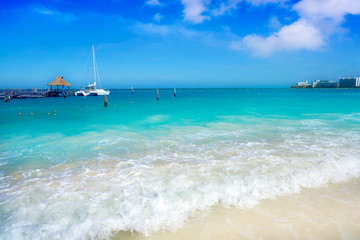 Fototapeta na wymiar Cancun Playa Tortugas beach in Mexico