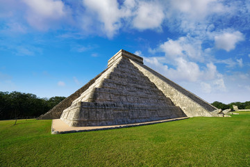 Chichen Itza El Templo Kukulcan temple